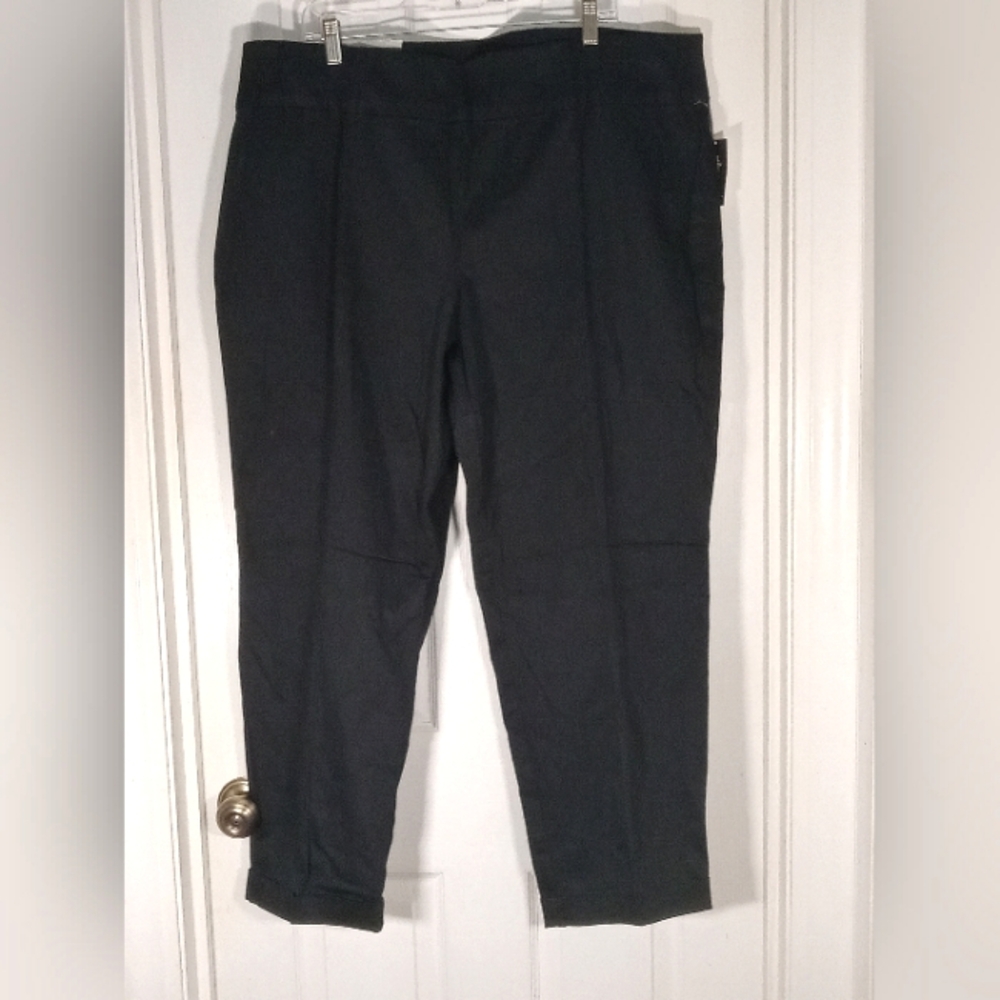 Kelly Pull-on Black Stretch Cotton twill Cuffed pants Lord + Taylor